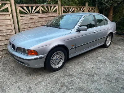 Gebraucht BMW 523 170 PS (125 kW) 1998 Silber Limousine