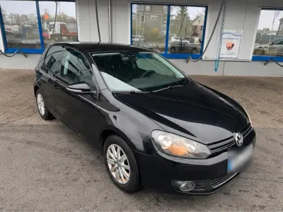 Gebraucht VW Golf VII 105 PS (77 kW) 2012 Schwarz Coupé