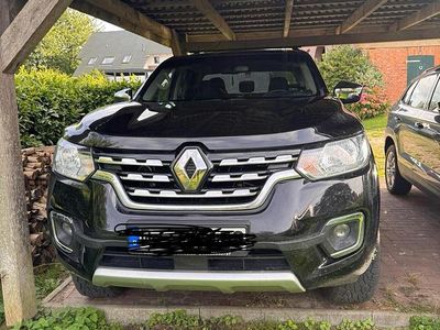Renault Alaskan