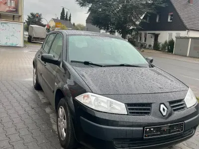 Gebraucht Renault Mégane II 98 PS (72 kW) 2004 Schwarz Limousine