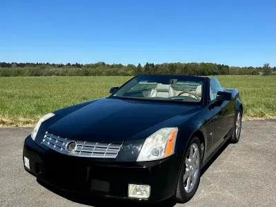 Second-hand Cadillac XLR 326 CP (239 kW) 2006 Negru Cabrio