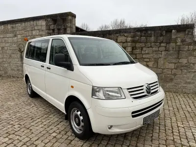 Usata VW Caravelle 174 CV (127 kW) 2007 Bianco Furgone