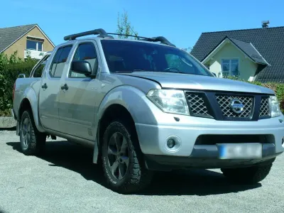 Gebraucht Nissan Navara 173 PS (127 kW) 2006 Silber Pickup