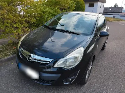 Gebraucht Opel Corsa 87 PS (63 kW) 2011 Schwarz Kleinwagen