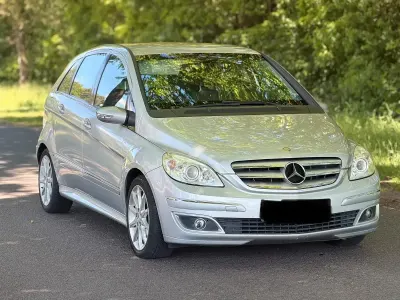 Używany Mercedes B200