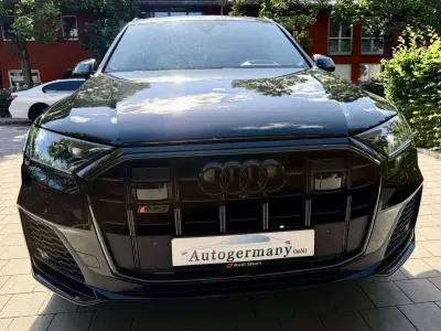 Gebraucht Audi SQ7 Ambiente 435 PS (319 kW) 2021 Orcaschwarz SUV