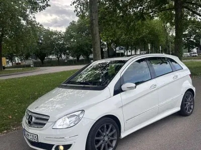 Gebraucht Mercedes B200 Edition 140 PS (102 kW) 2008 Van / Kleinbus