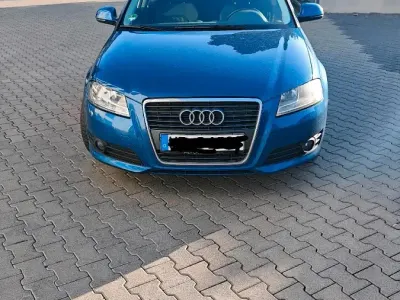 Gebraucht Audi A3 105 PS (77 kW) 2009 Blau Kleinwagen