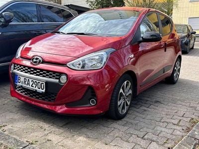 Gebraucht Hyundai i10 Passion 87 PS (63 kW) 2018 Rot Kleinwagen
