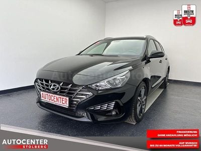 Gebraucht Hyundai i30 Trend 120 PS (88 kW) 2023 Schwarz Limousine