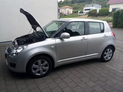 Gebraucht Suzuki Swift Comfort 94 PS (69 kW) 2010 Silber Kleinwagen
