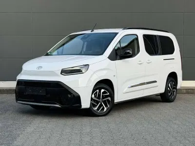 Gebraucht Toyota Proace City City 131 PS (96 kW) 2024 Icy white Van / Kleinbus