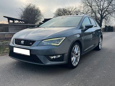 Grau Gebraucht 2014 Seat Leon ST FR Kombi | 9.950 € (Guter Preis)