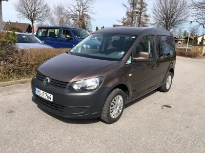 Gebraucht VW Caddy Comfortline 102 PS (75 kW) 2015 Braun Van / Kleinbus