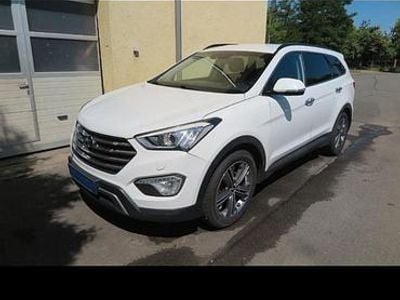 Weiß Gebraucht 2014 Hyundai Grand Santa Fe SUV | 15.000 € (Fairer Preis)
