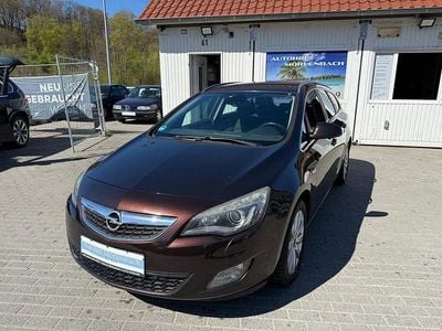 Gebraucht Opel Astra Innovation 165 PS (121 kW) 2012 Braun Kombi