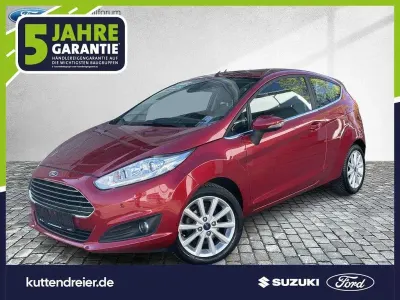 Gebraucht Ford Fiesta Titanium 101 PS (74 kW) 2017 Candyrot metallic Kleinwagen