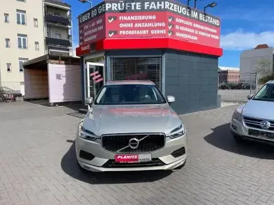 Second-hand Volvo XC60 Momentum 190 CP (139 kW) 2019 Bej SUV