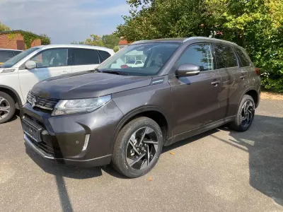 Gebraucht Suzuki Vitara Comfort+ 129 PS (94 kW) 2024 Grau SUV
