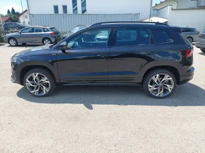 Neu Skoda Karoq SportLine 150 PS (110 kW) 2026 Schwarzmetallic SUV