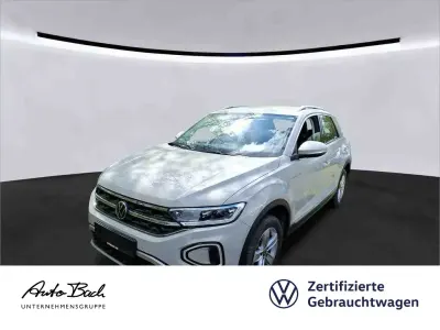 Używany VW T-Roc Style 150 KM (110 kW) 2023 Szary SUV