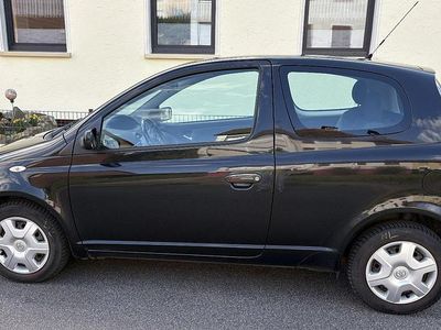 Gebraucht Toyota Yaris 87 PS (63 kW) 2004 Schwarz Kleinwagen