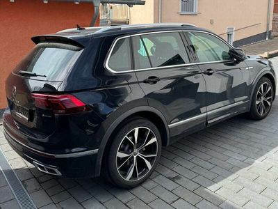 gebraucht VW Tiguan Tiguan2.0 TDI SCR 4MOTION DSG R-Line