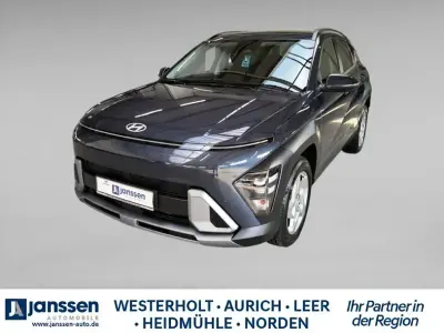 Gebraucht Hyundai Kona Trend 120 PS (88 kW) 2024 Blau SUV