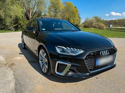 Używany Audi A4 S-Line 190 KM (139 kW) 2020 Czarny Kombi