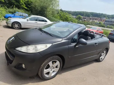 Gebraucht Peugeot 207 CC 120 PS (88 kW) 2009 Schwarz Cabrio