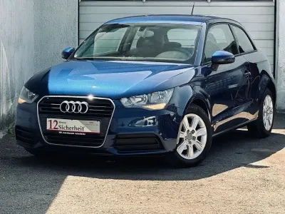 Gebraucht Audi A1 Attraction 86 PS (63 kW) 2011 Blau Kleinwagen