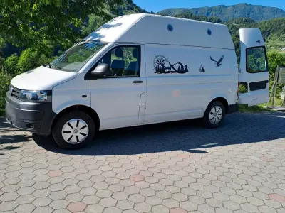 Gebraucht VW Multivan 105 PS (77 kW) 2026 Van / Kleinbus