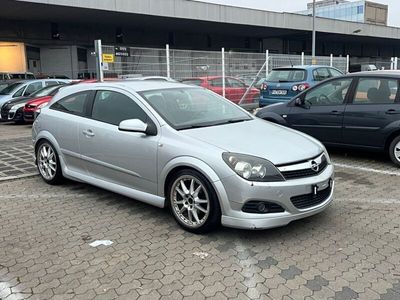 Opel Astra GTC