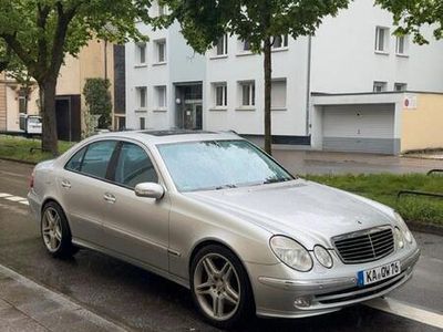 Mercedes E500