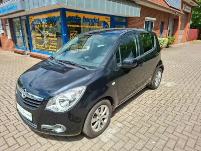 Gebraucht Opel Agila Edition 94 PS (69 kW) 2014 Kosmosschwarz/cosmic black Kleinwagen
