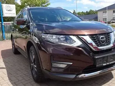 Gebraucht Nissan X-Trail N-Connecta 150 PS (110 kW) 2020 Brown pearl (metallic) SUV