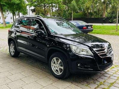 Gebraucht VW Tiguan Team 150 PS (110 kW) 2011 Schwarz SUV