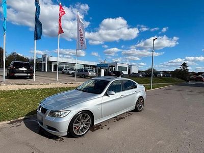 Gebraucht BMW 325 214 PS (157 kW) 2005 Silber Limousine