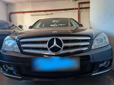Gebraucht Mercedes C200 Avantgarde 184 PS (135 kW) 2008 Schwarz Limousine