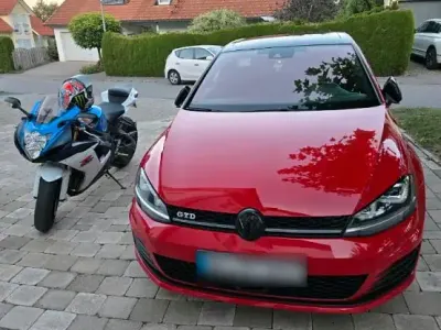 Gebraucht VW Golf VII Sportline 184 PS (135 kW) 2014 Rot Kleinwagen