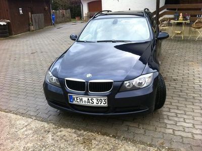 Gebraucht BMW 318 129 PS (94 kW) 2007 Blau metallic Kombi