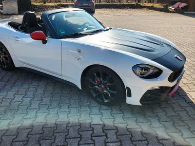 Abarth 124 Spider