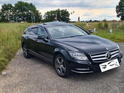 Gebraucht Mercedes CLS350 Shooting Brake 265 PS (194 kW) 2014 Schwarz Kombi