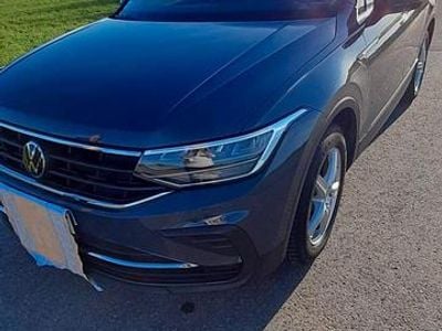 Second-hand VW Tiguan 150 CP (110 kW) 2022 Andere farben SUV