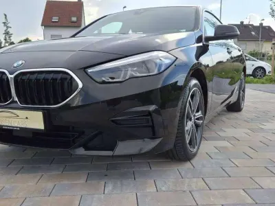 Gebraucht BMW 220 Performance 190 PS (139 kW) 2023 Schwarz Coupé