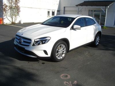 Mercedes GLA200