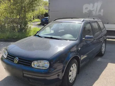 Gebraucht VW Golf IV Comfortline 110 PS (80 kW) 2001 Blau Kombi