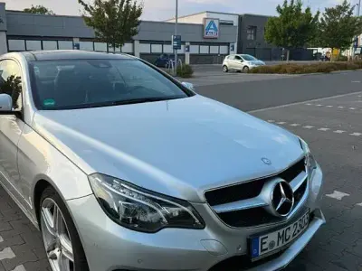 Gebraucht Mercedes E250 211 PS (155 kW) 2014 Silber Coupé