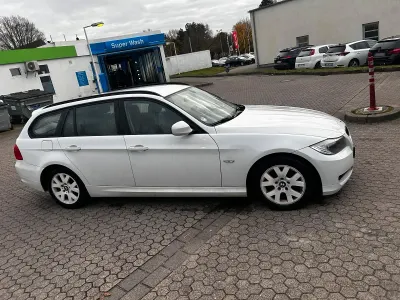 Gebraucht BMW 316 116 PS (85 kW) 2011 Weiß Kombi