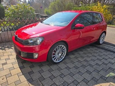 Gebraucht VW Golf VI GTI 211 PS (155 kW) 2010 Rot Kleinwagen